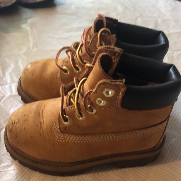 Timberlands toddler’s size 7 - Picture 3 of 6